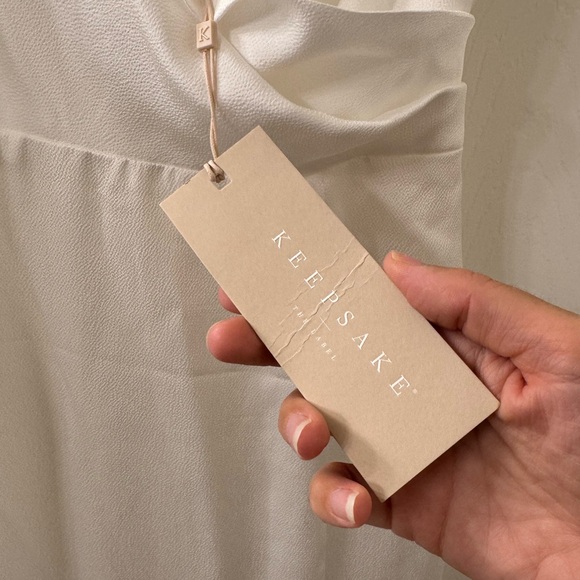 Keepsake The Label This Moment Gown in Ivory Size Small - Picture 4 of 7